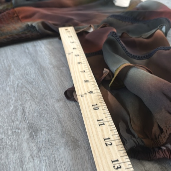 Nicole Miller ruffle tiered multi colored v neck print dress Sz S - Picture 11 of 11